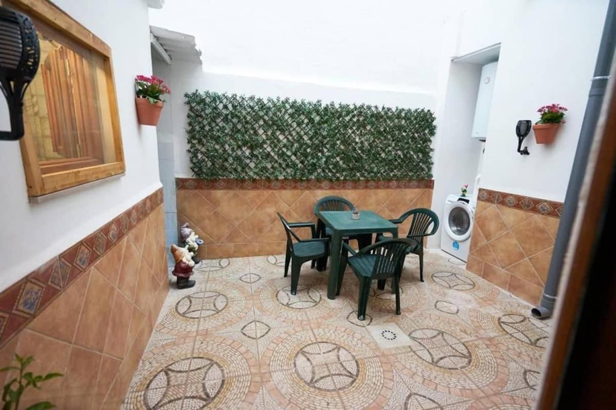 Casa Ideal Para Familias Con Patio Y 3 Banos Валенсія Екстер'єр фото